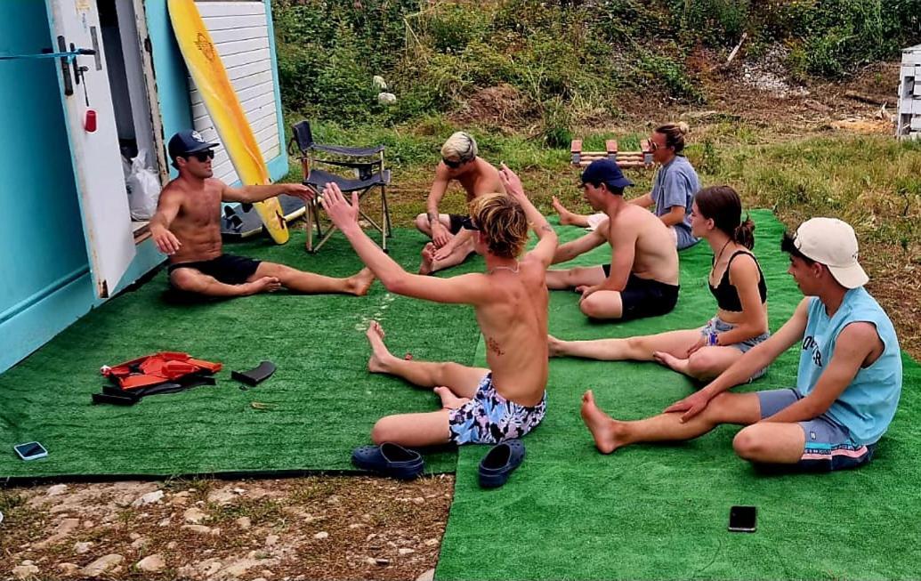 Llanes Surfcamp & Hostel Dış mekan fotoğraf